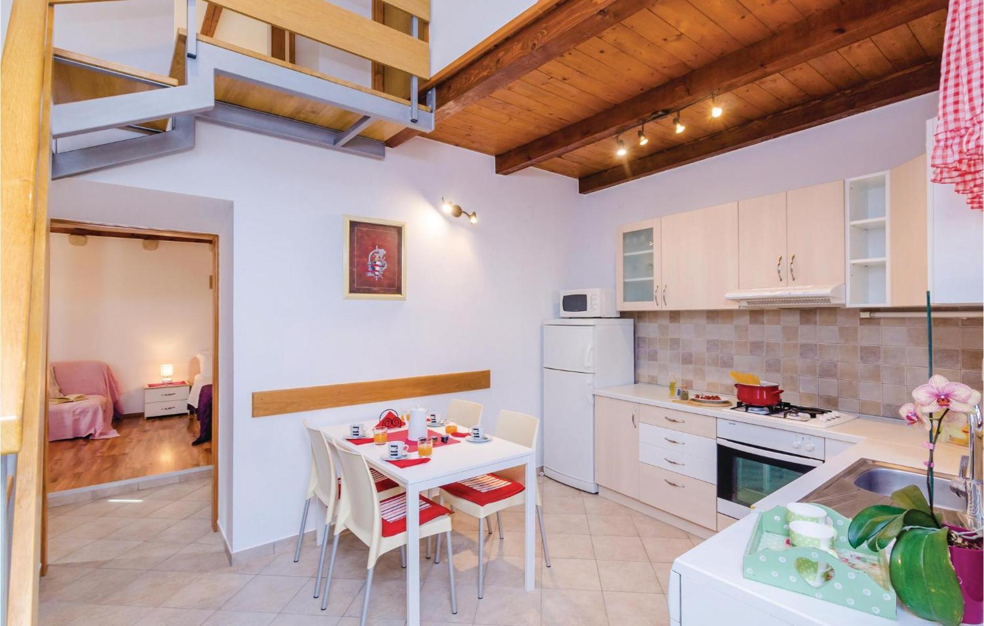 Cozy Home In Slano With Wifi 外观 照片